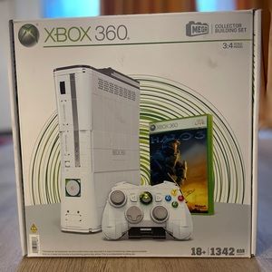 NIB MEGA Showcase Microsoft Xbox 360
Collector Building Set - 1342pcs
